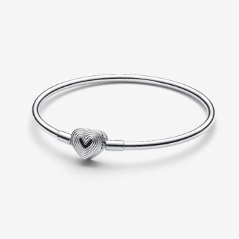 Radiating Heart Clasp Bangle Sterling silver